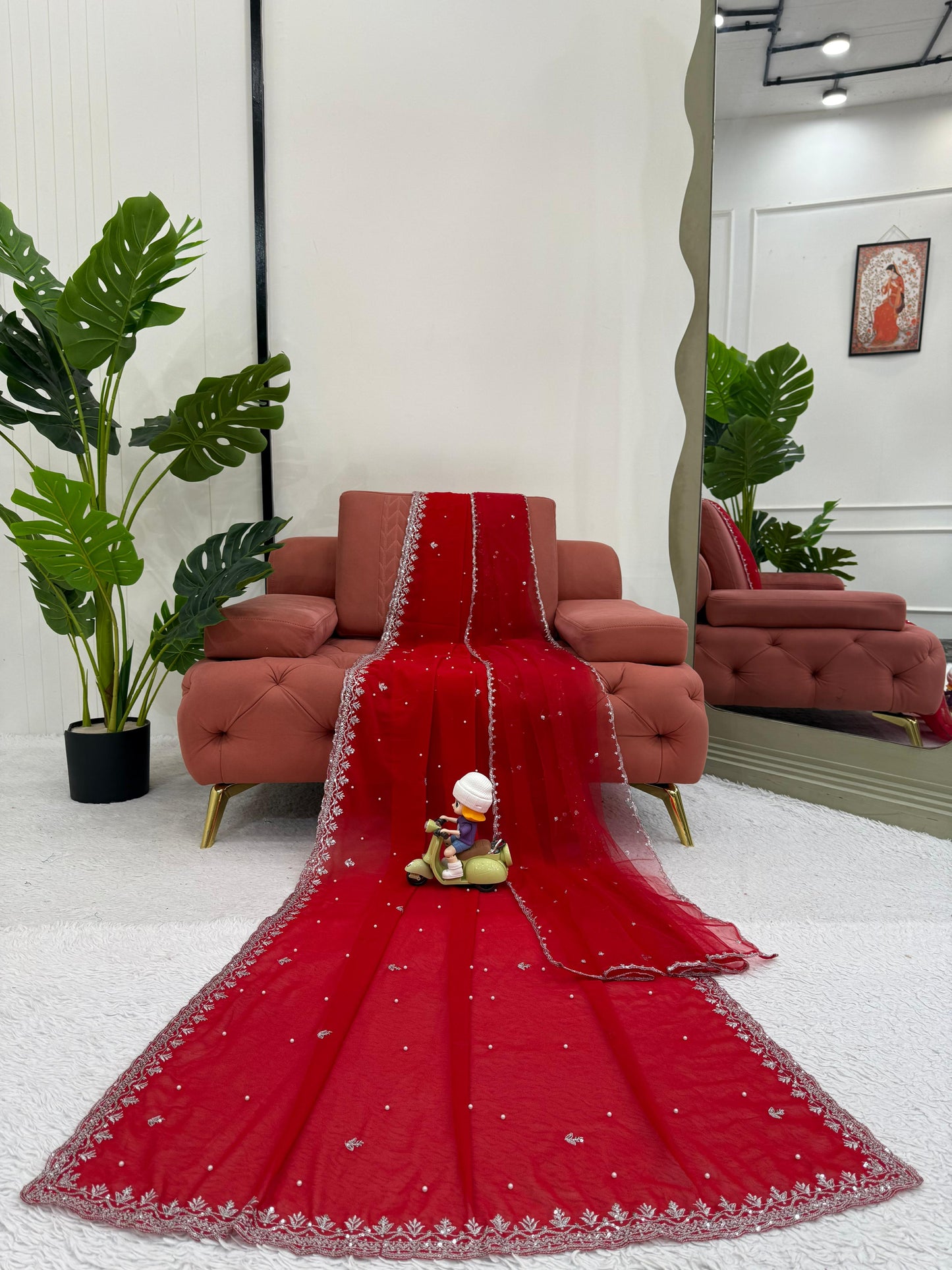 Royal Shine Saree π