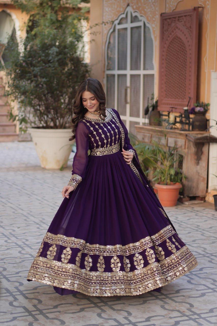 Viola Eleganza Bloom Gown
