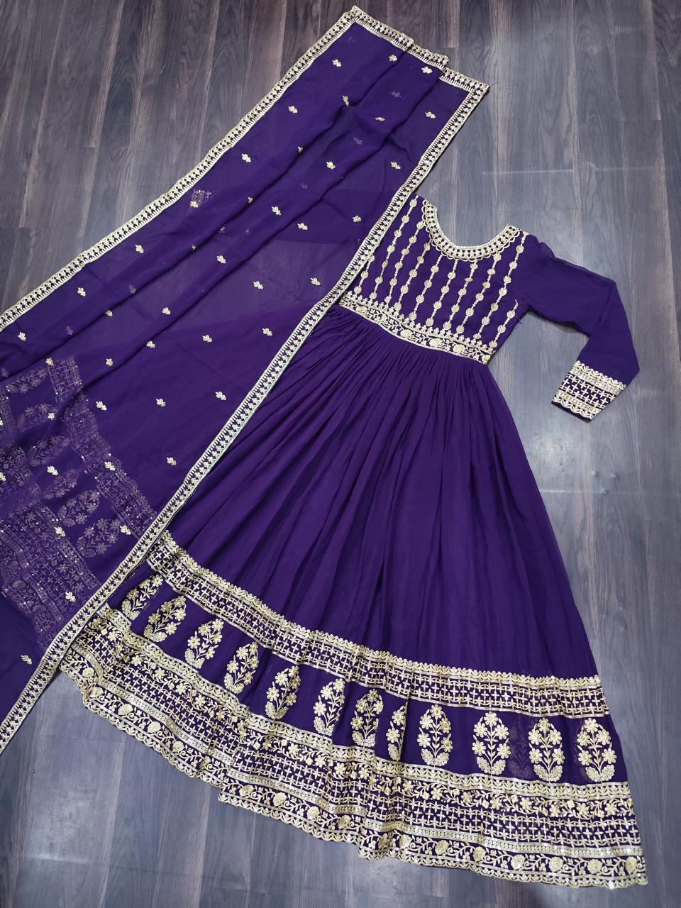 Viola Eleganza Bloom Gown