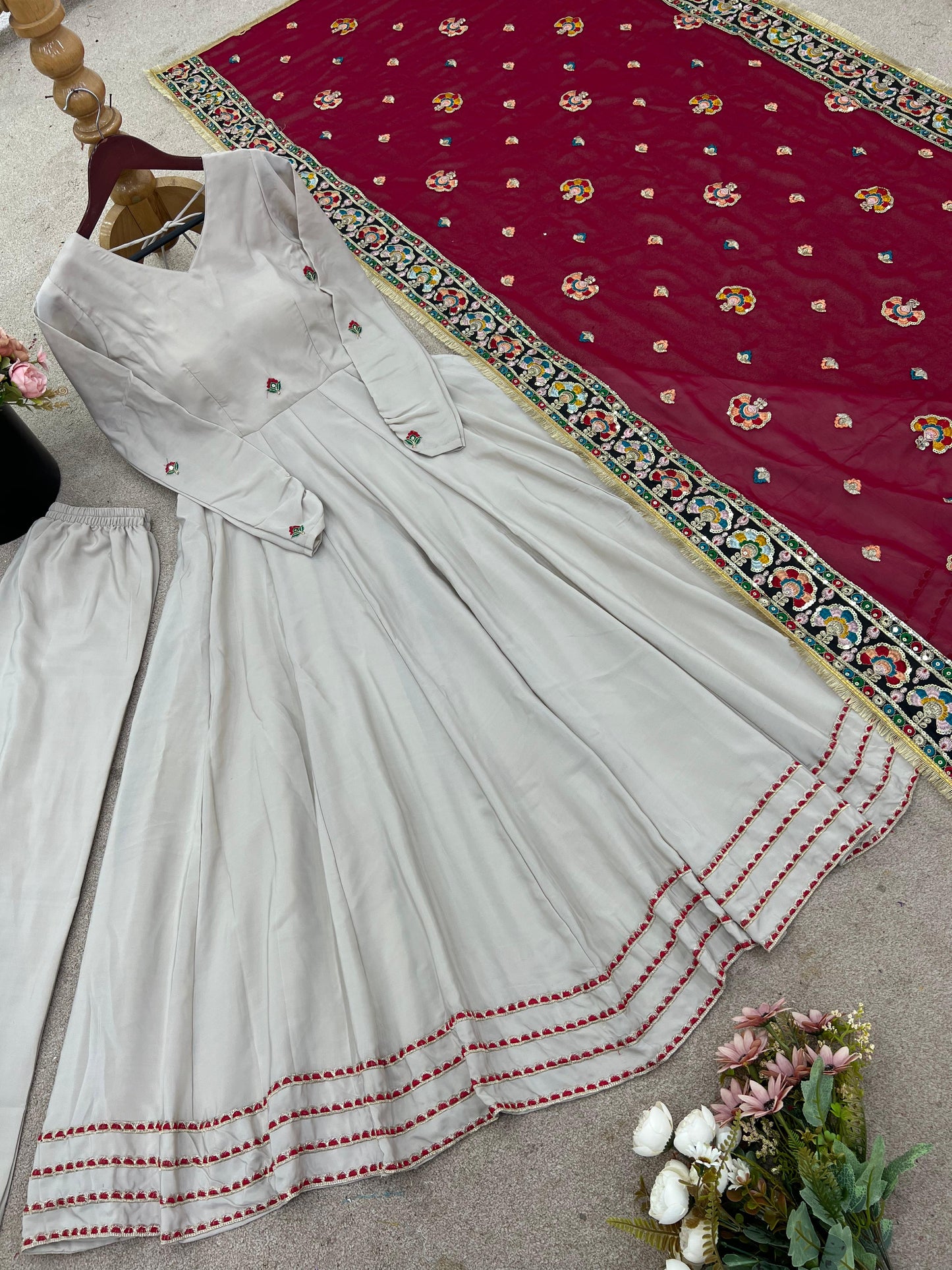 Aurora Eleganza Gown Set