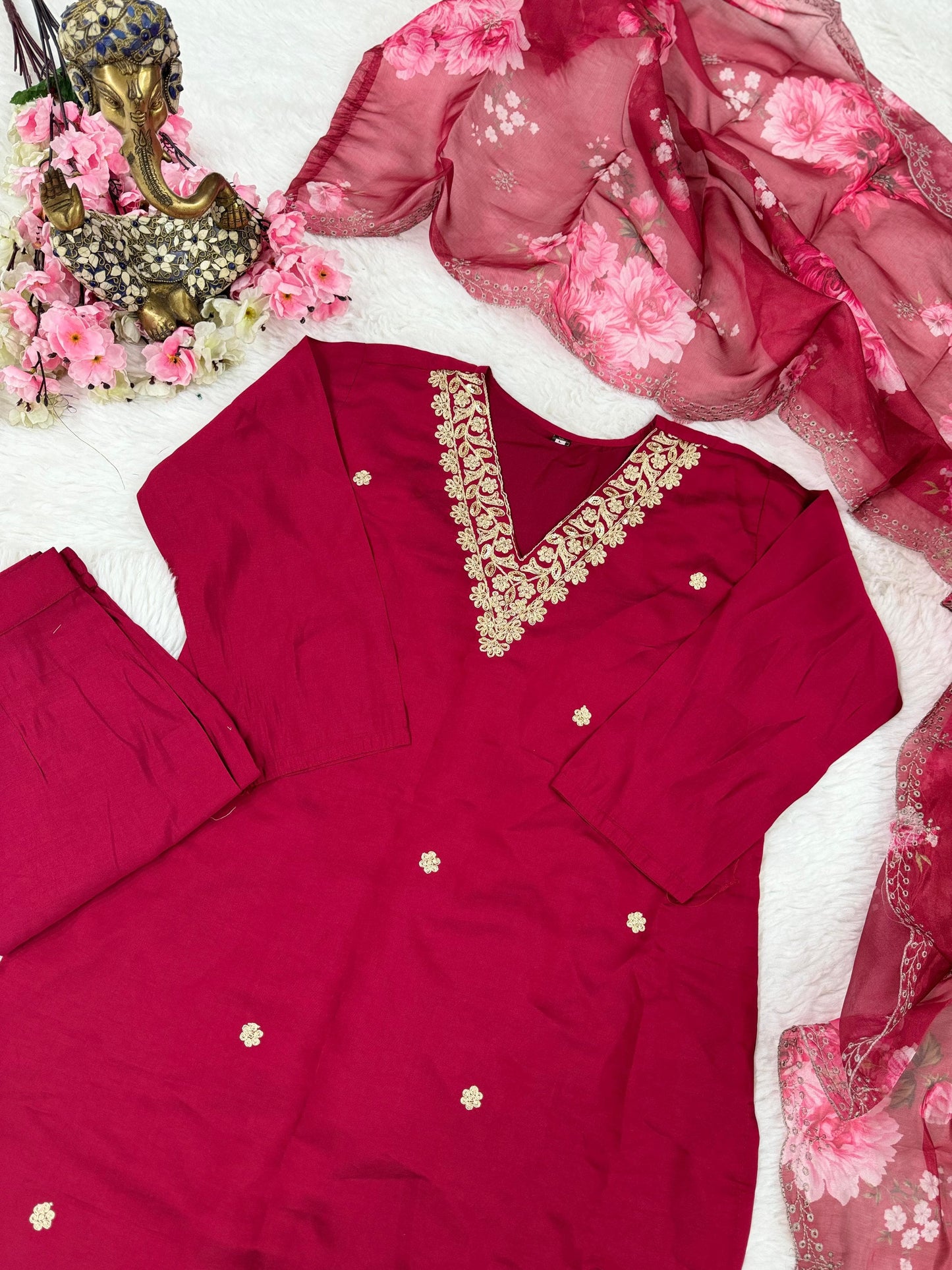 Roman Red Elegance