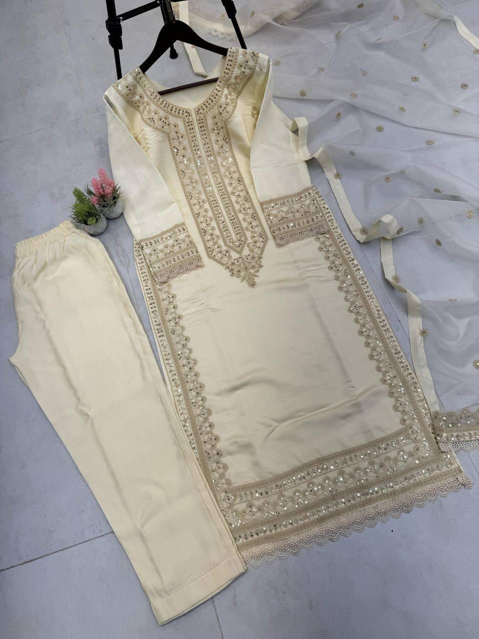 Roman Silk Elegance ✨
