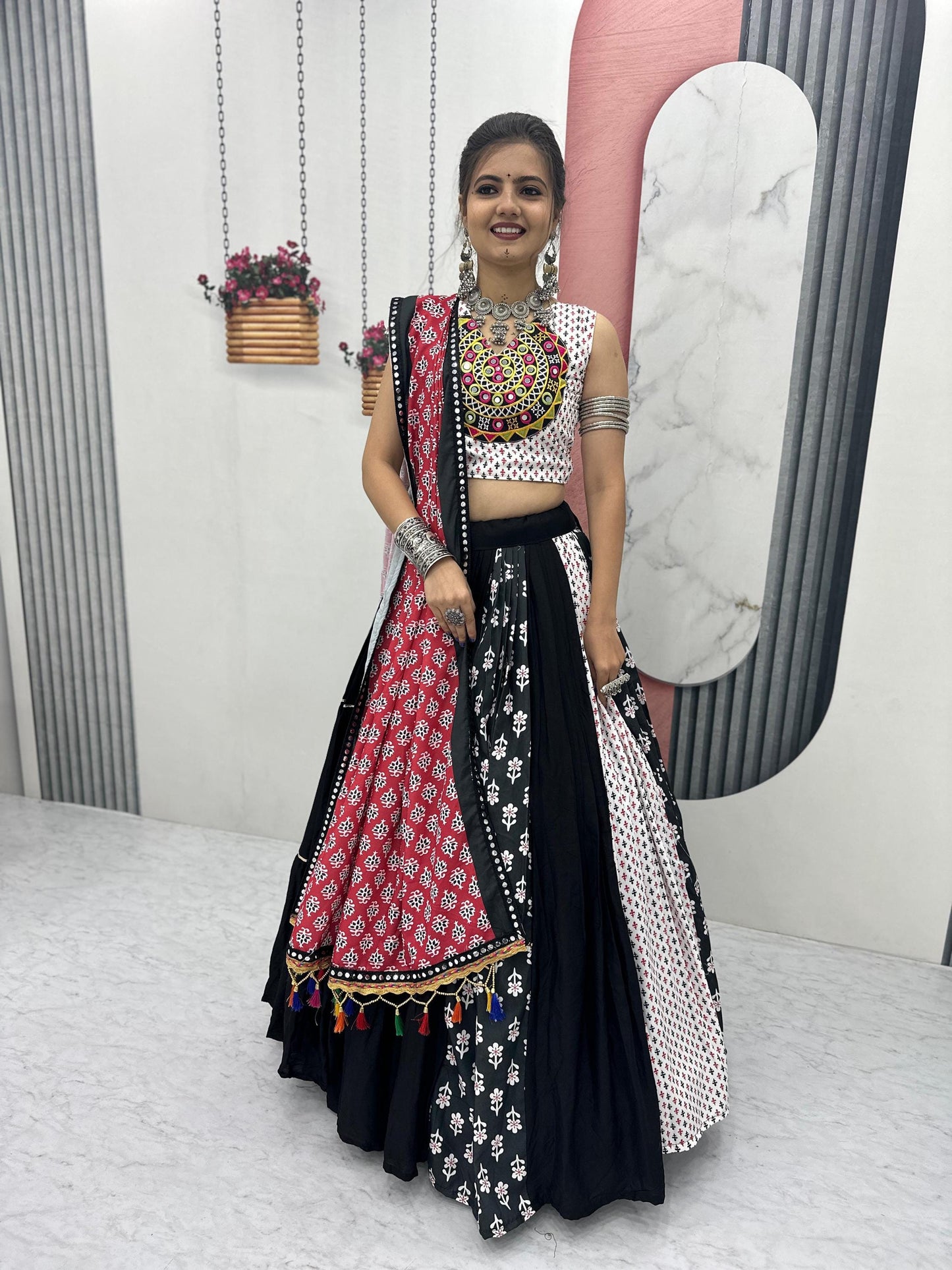 Gamathi Flair Royale