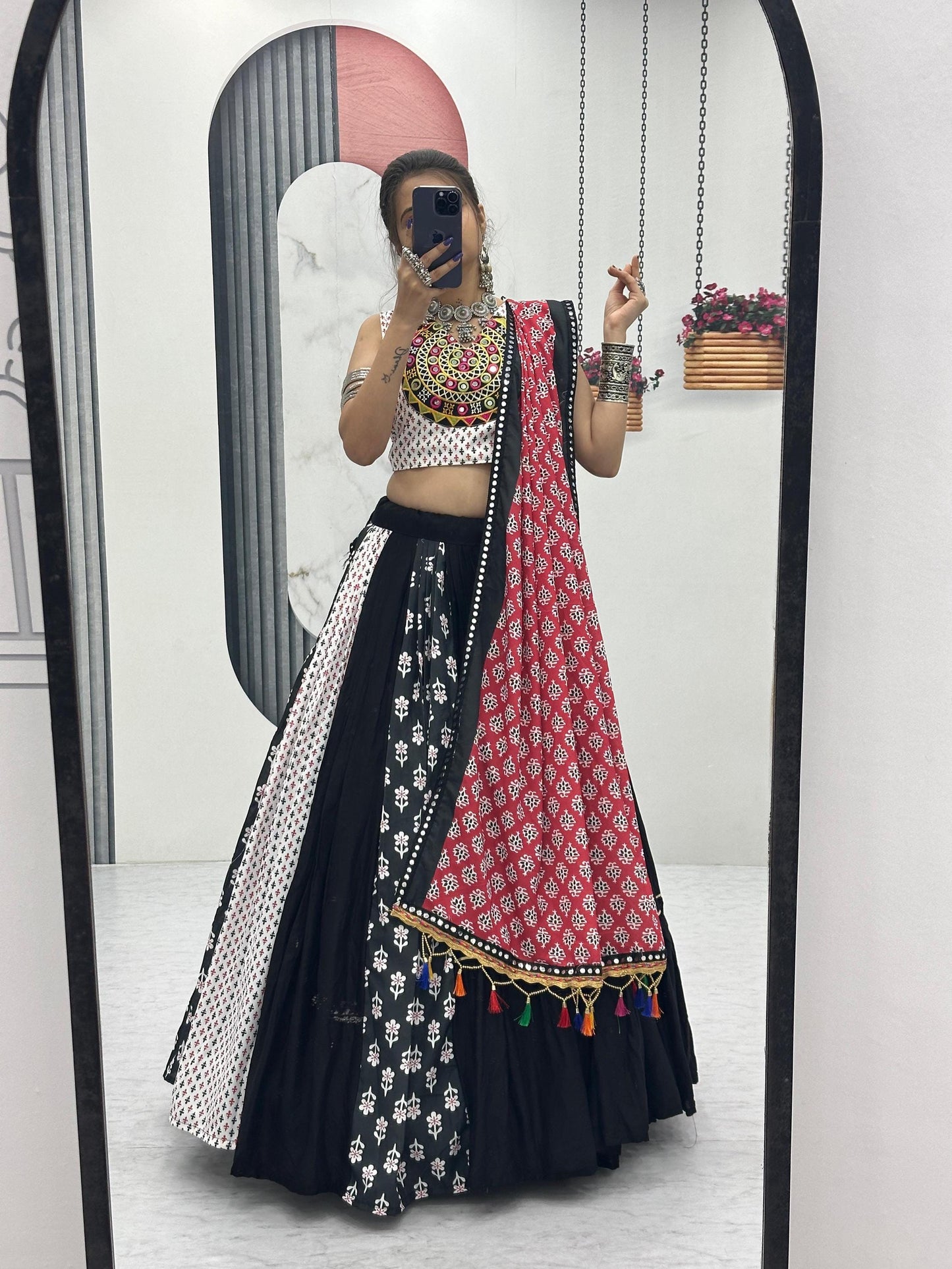 Gamathi Flair Royale