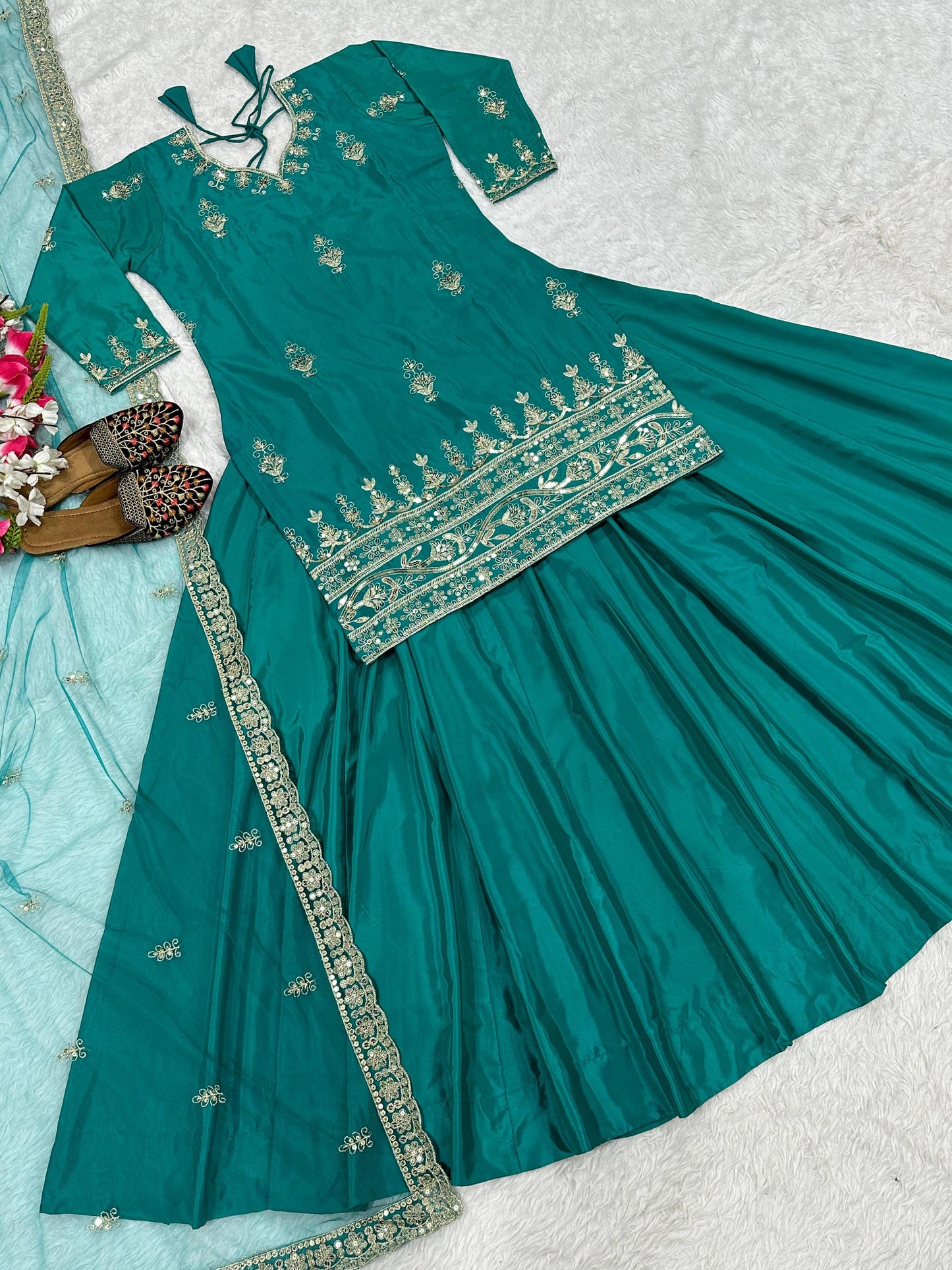 Regal Crepe Set