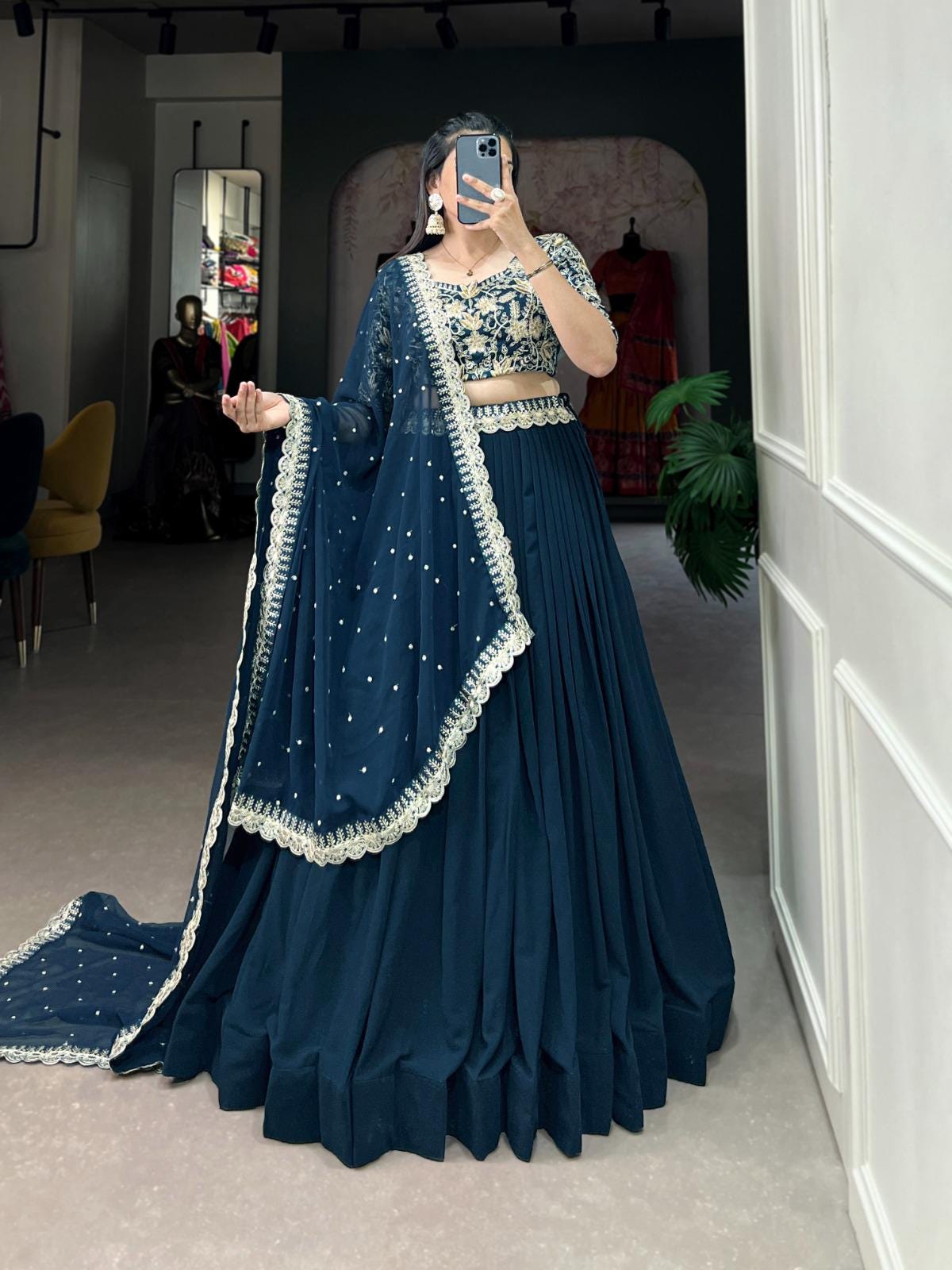 Zari Royale