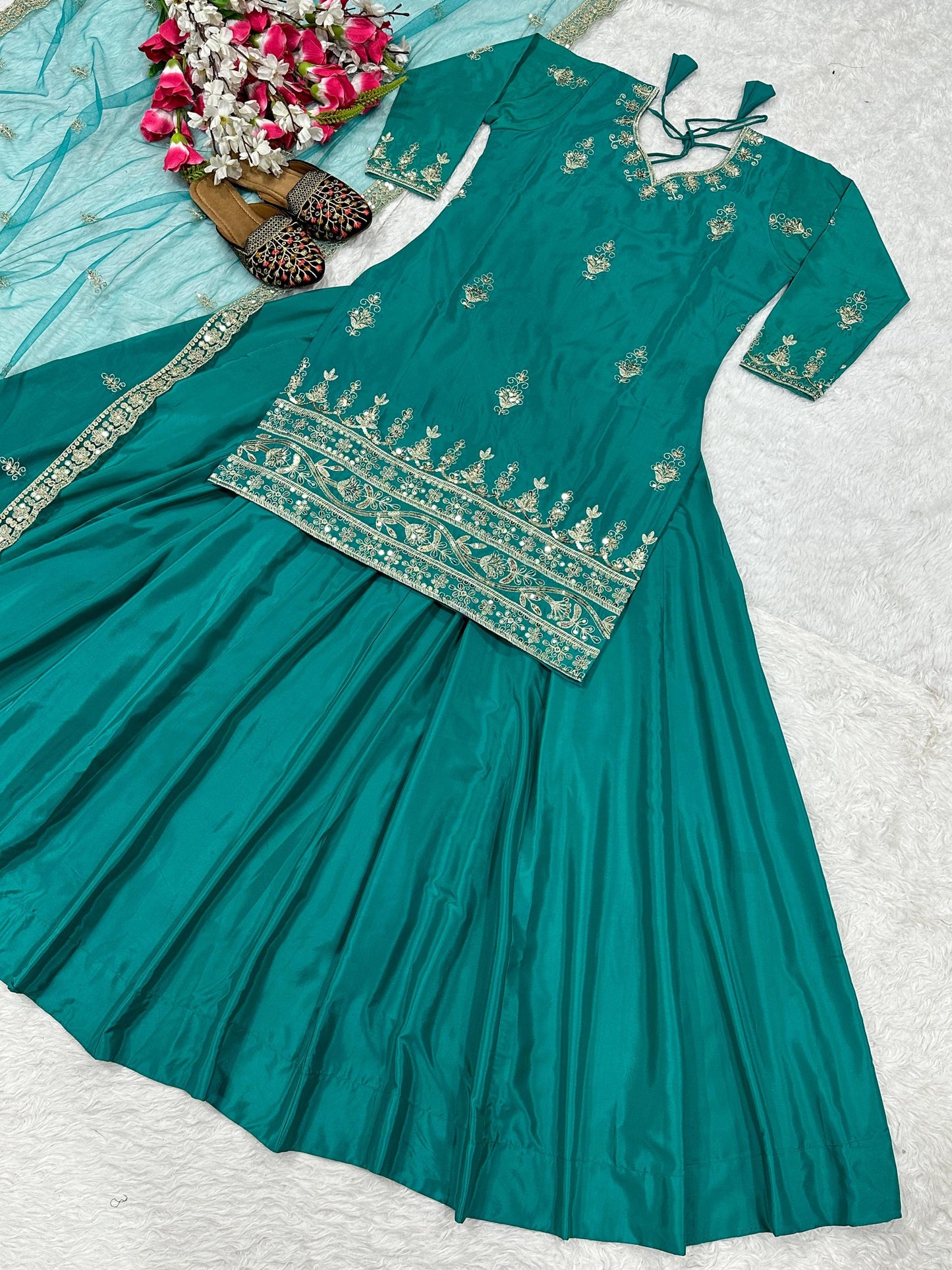Regal Crepe Set