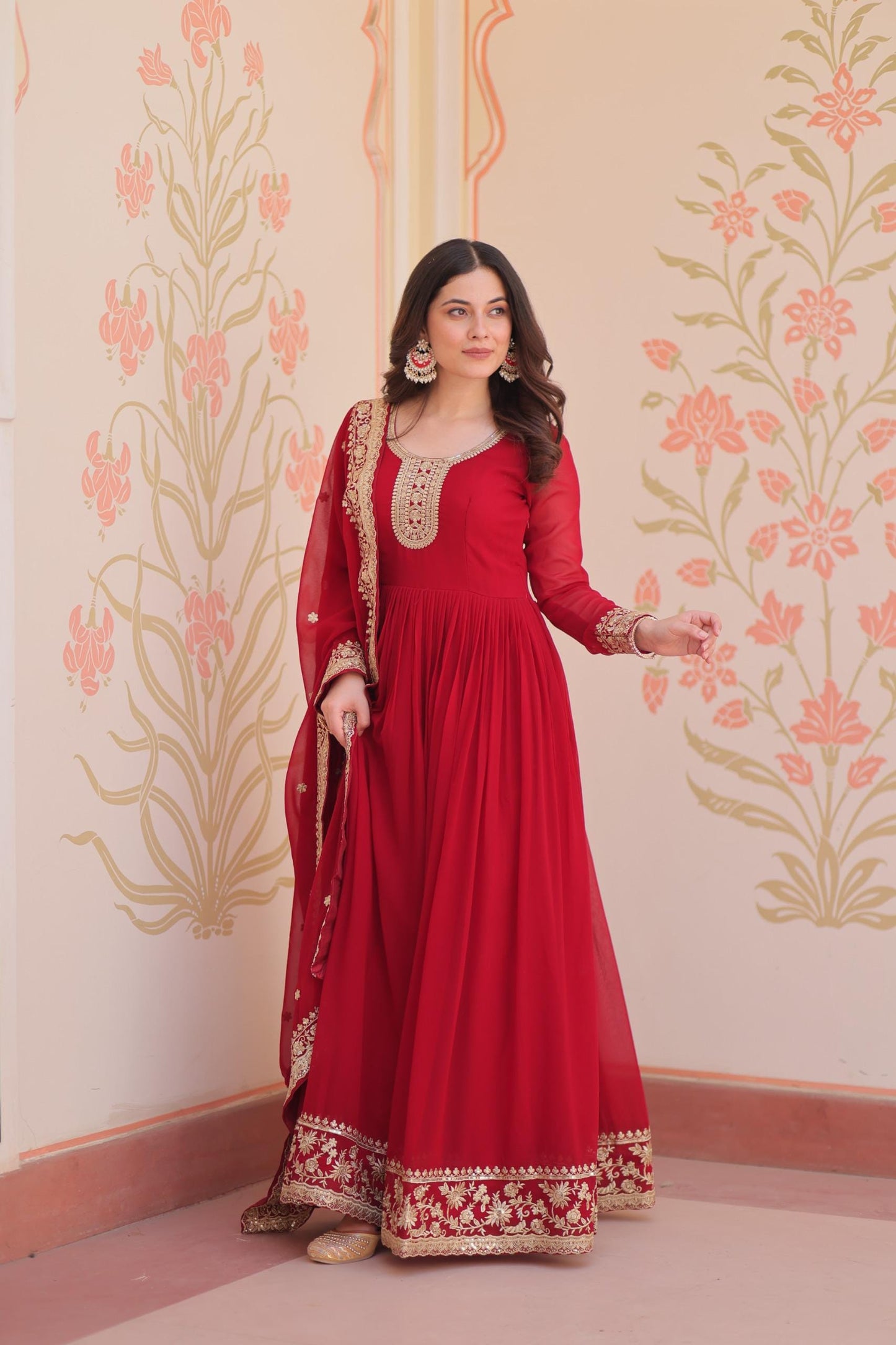 Glam Zari Shine