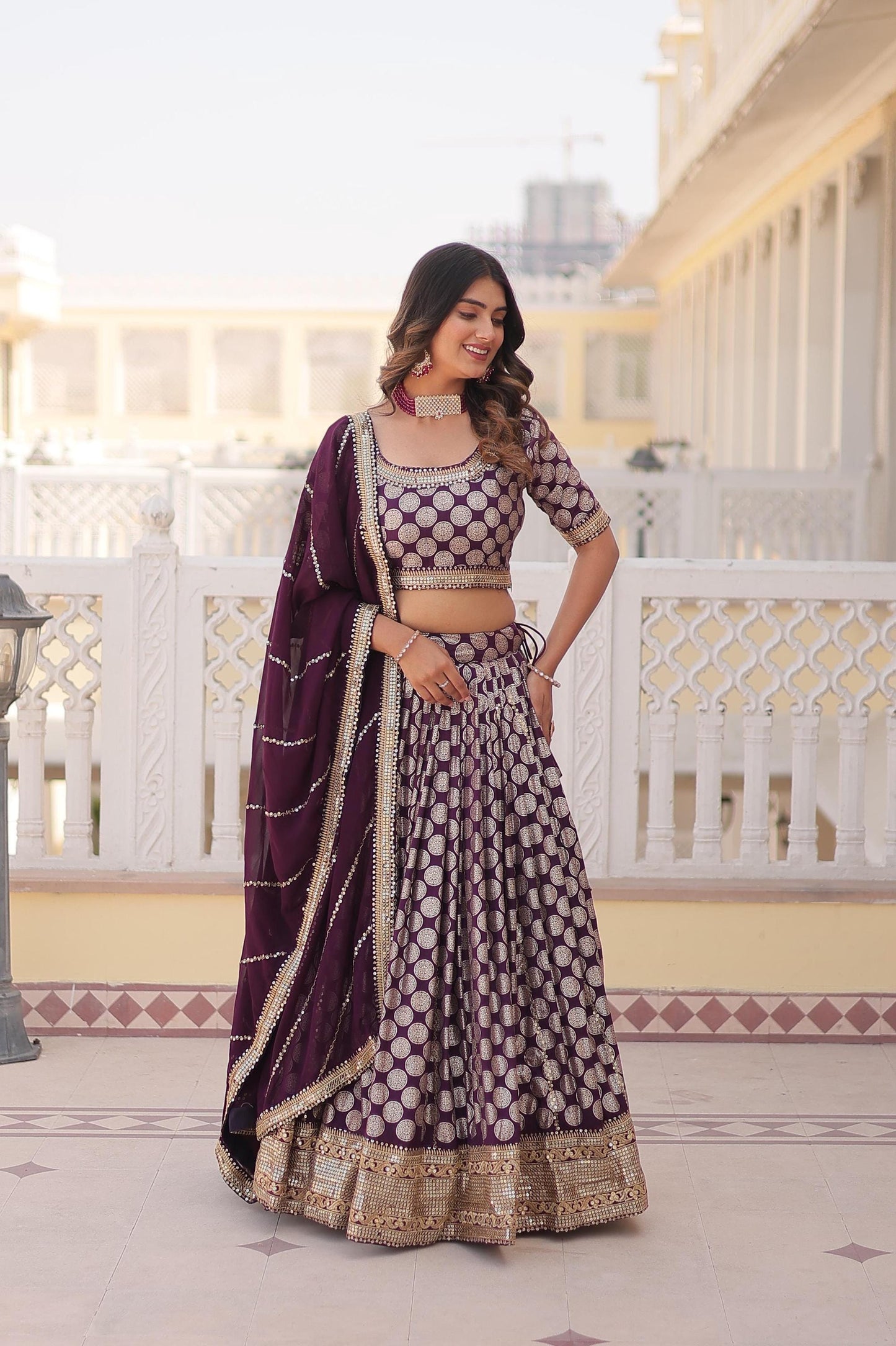Wine Jacquard Glow