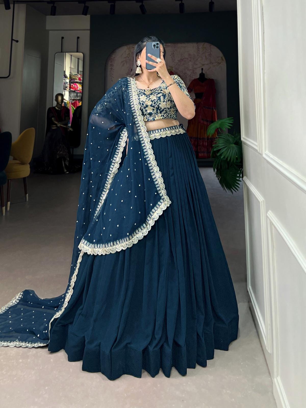 Zari Royale