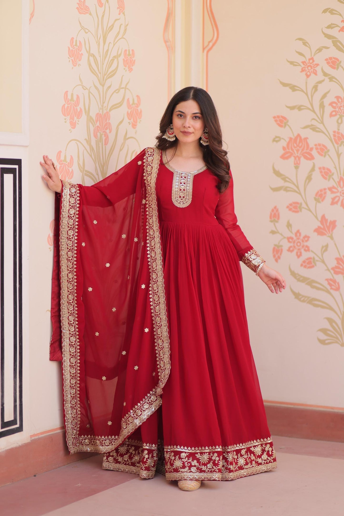 Glam Zari Shine