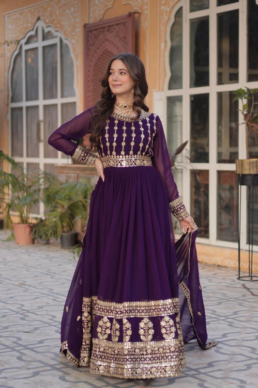Viola Eleganza Bloom Gown