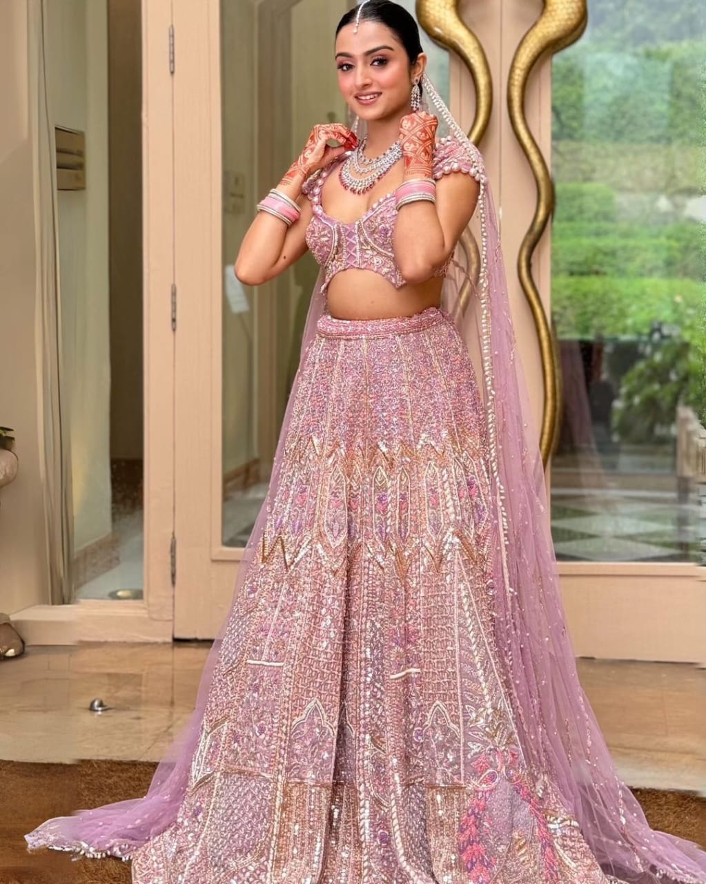 Kasturi Glam Set