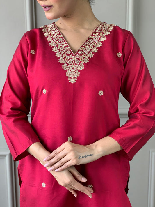 Roman Red Elegance