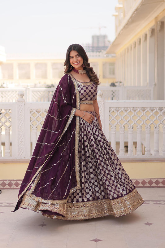 Wine Jacquard Glow